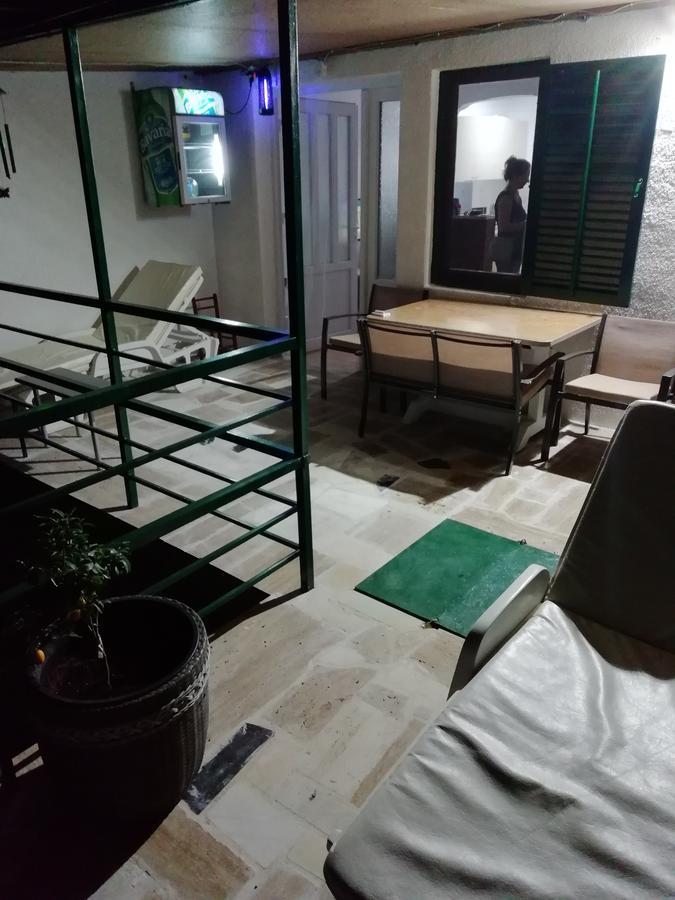 Apartman Holiday Budva